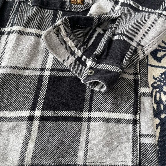 [US Yth18/Adult:M]H&M Black,Gray and White Checker Snap Button Flannel Overshirt - Picture 3 of 9